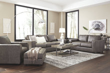 Load image into Gallery viewer, Trembolt Chair