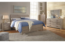 Load image into Gallery viewer, Culverbach Dresser
