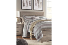 Load image into Gallery viewer, Culverbach Queen Panel Bed
