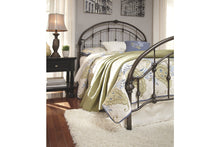 Load image into Gallery viewer, Nashburg Queen Metal Bed