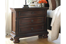 Load image into Gallery viewer, Porter Queen Panel Bed