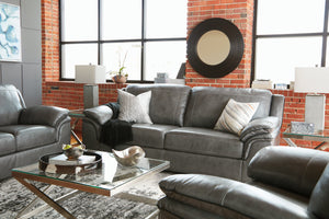 Islebrook Loveseat