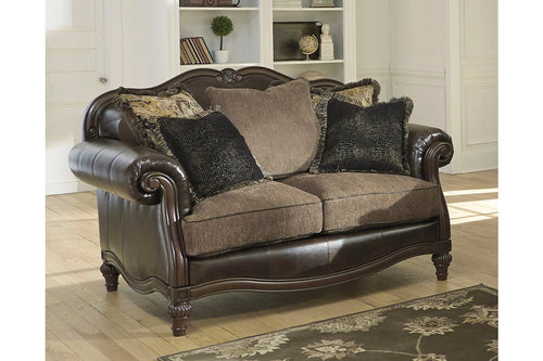 Winnsboro Loveseat