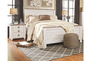 Willowton Queen Bed with 2 Nightstands