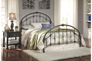 Nashburg Queen Metal Bed