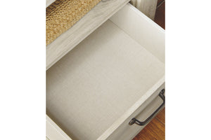 Bellaby Chest