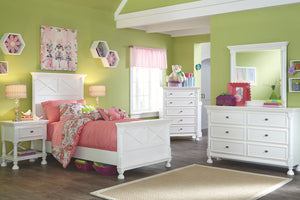 Kaslyn Dresser and Mirror