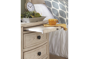 Demarlos Nightstand (3 Drawers)