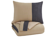 Load image into Gallery viewer, Medi 3-Piece Queen Comforter Set